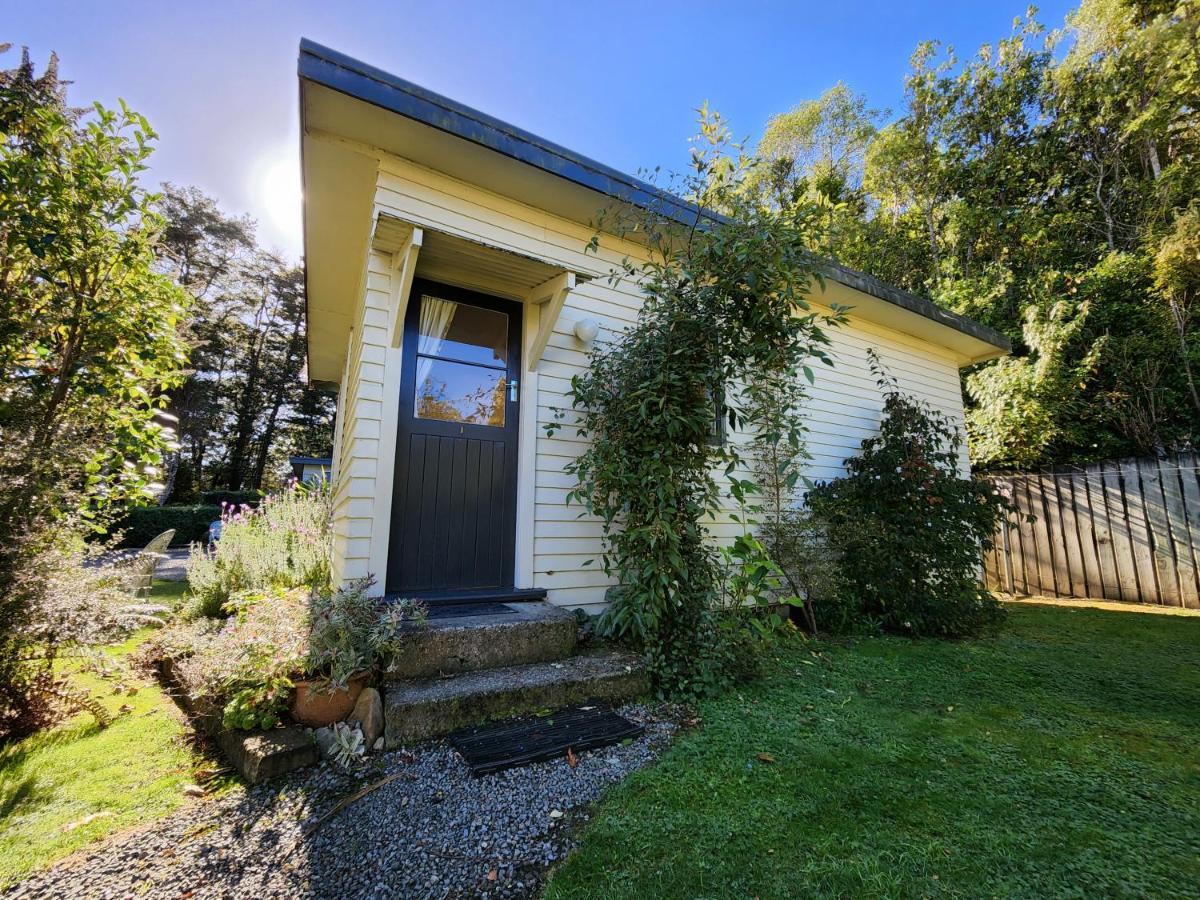Possum Lodge Manapouri Exterior foto