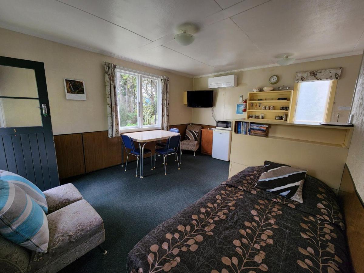 Possum Lodge Manapouri Exterior foto
